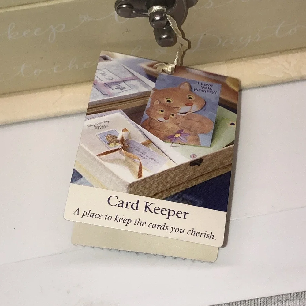 Unused Hallmark Card Keeper Box Photo Safe NOS 2005 12